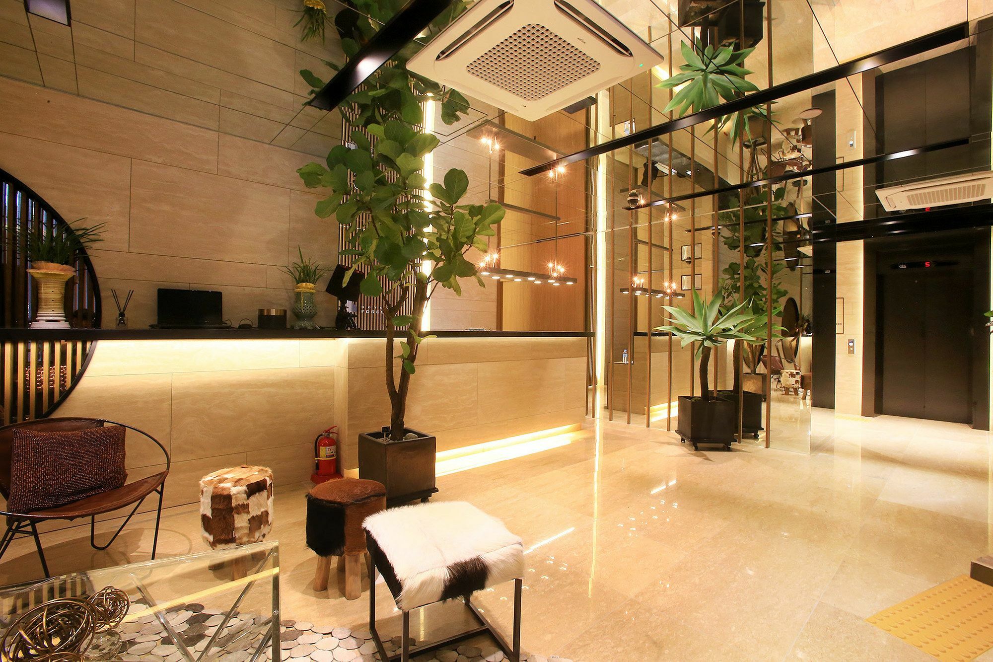 Forestar Hotel Сеул Екстериор снимка