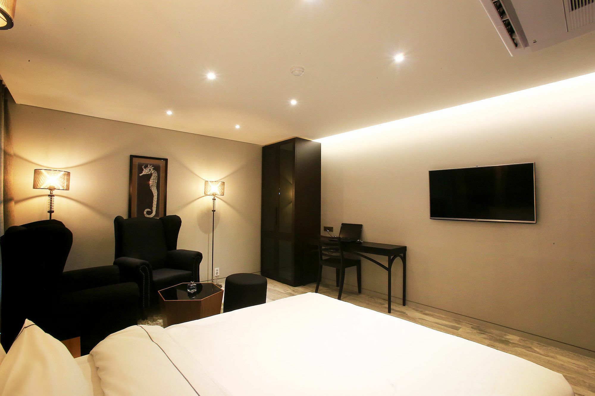Forestar Hotel Сеул Екстериор снимка